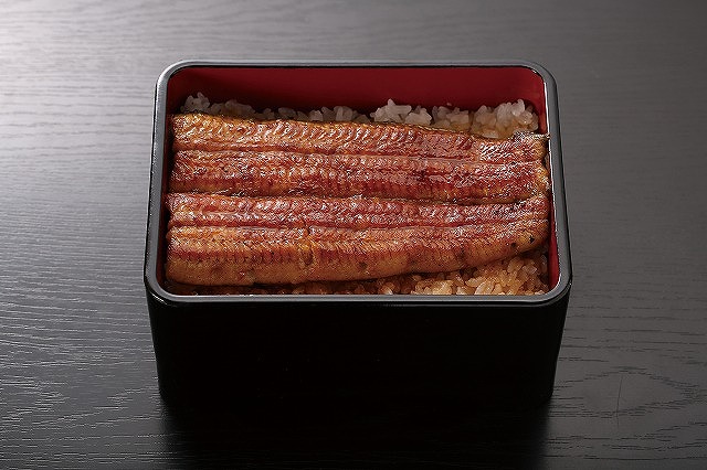 うな重(竹) 2,592円